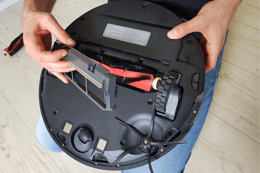 Главная щетка от Roborock S6.